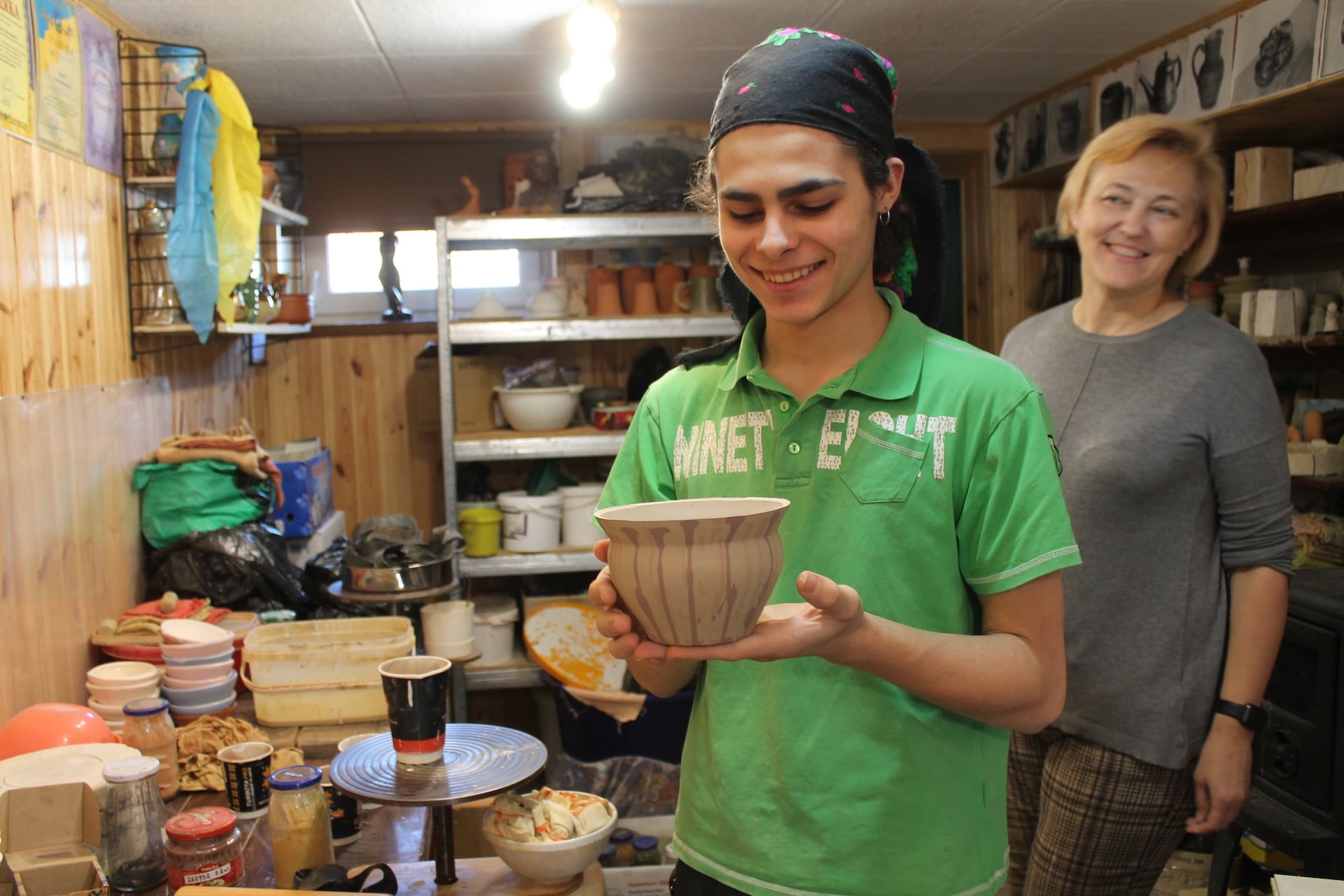 Освоєння нових професій: як система екопоселення допомагає під час війни